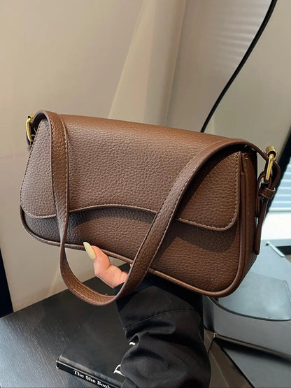 26 Spring/Summer Women'S Saddle Bag, Daily Shoulder Bag and Crossbody Bag, Classic Shoulder Bag, Elegant Magnetic Sealed Saddle Bag, Suitable for Daily Use, Party Attendance